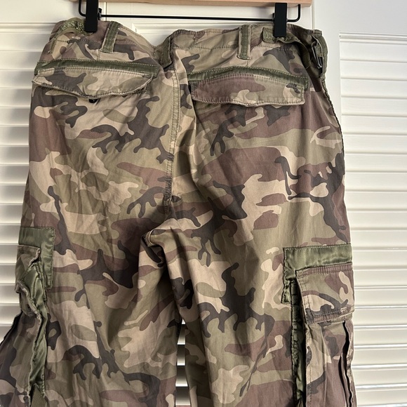 VTG Y2K 2000s Grunge Utility Abercrombie & Fitch Baggy Camo Cargo Pants 10 Long - Picture 6 of 8